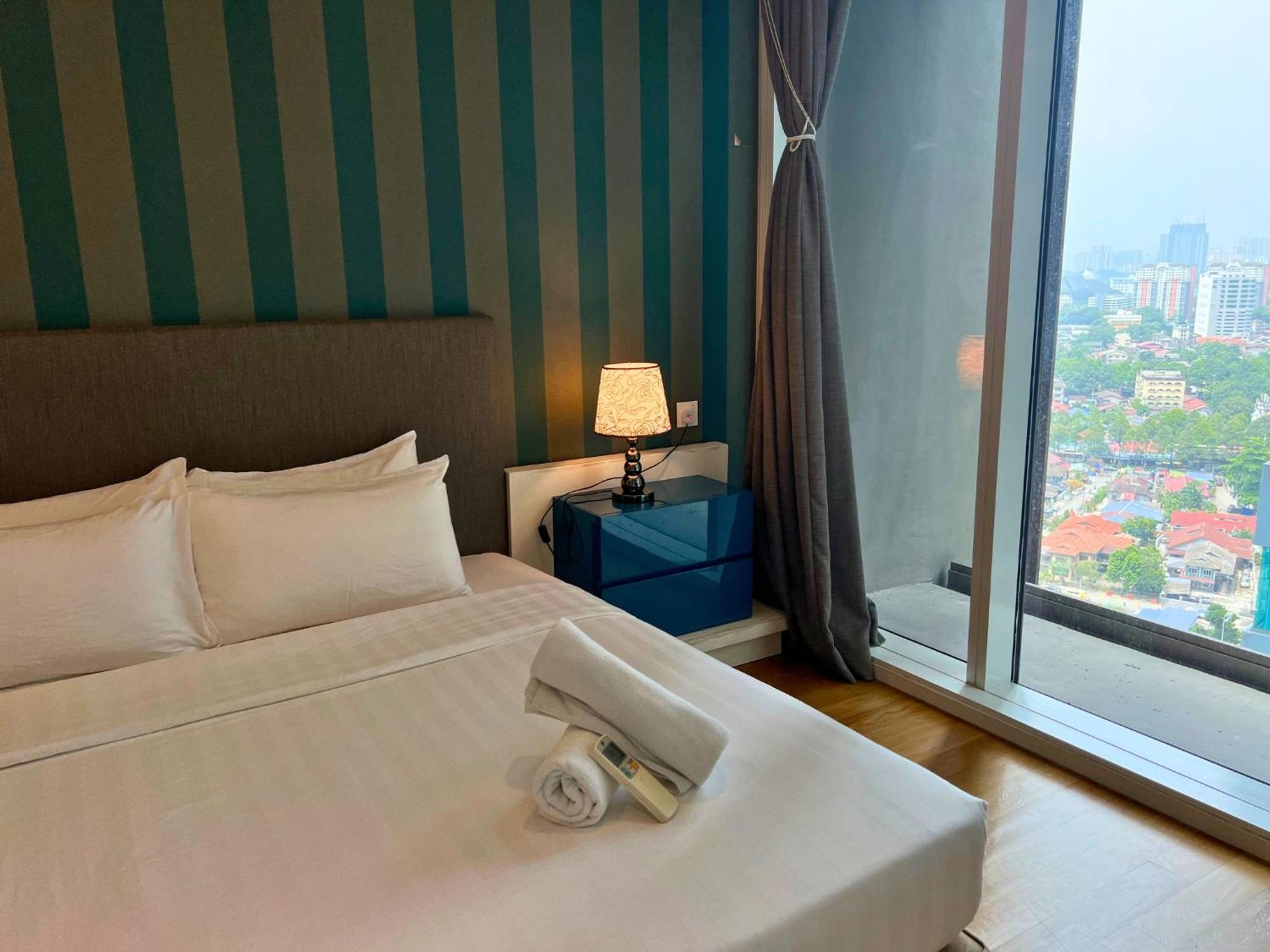 Luxe Suites At Platinum Klcc Kuala Lumpur Buitenkant foto